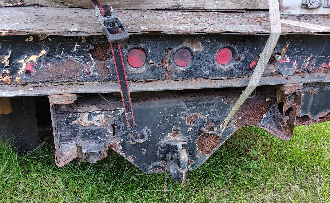 2001 CHEVROLET 3500 - Image 18